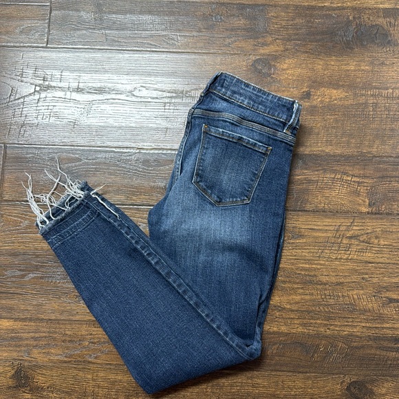 Cumina women’s jeans size 28 dark wash - Picture 2 of 4